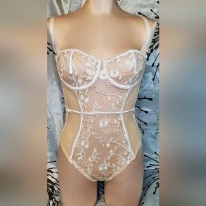 Dreamgirl Lace Thong Bodysuit Size Medium